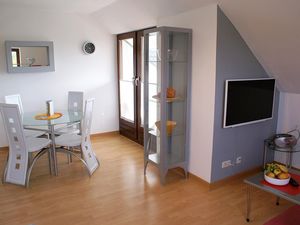 23678000-Ferienwohnung-2-Kellenhusen-300x225-5