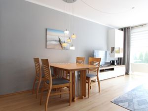 23677987-Ferienwohnung-4-Kellenhusen-300x225-3