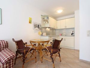 23677337-Ferienwohnung-2-Kellenhusen-300x225-4