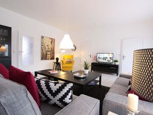 23678051-Ferienwohnung-4-Kellenhusen-300x225-3