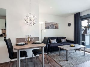 23678062-Ferienwohnung-2-Kellenhusen-300x225-2