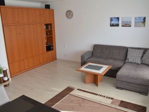 23977364-Ferienwohnung-2-Kellenhusen-300x225-2