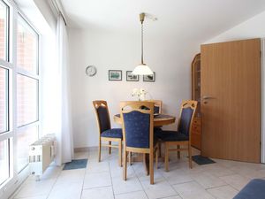 23677993-Ferienwohnung-4-Kellenhusen-300x225-4