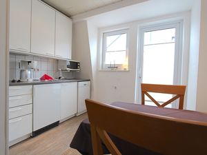 23678054-Ferienwohnung-2-Kellenhusen-300x225-2