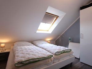 23677948-Ferienwohnung-4-Kellenhusen-300x225-5