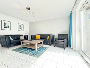 23677996-Ferienwohnung-4-Kellenhusen-300x225-1