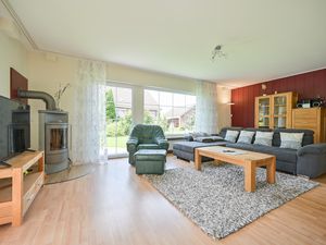 23458166-Ferienwohnung-7-Kellenhusen-300x225-2