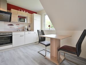 23458161-Ferienwohnung-3-Kellenhusen-300x225-2