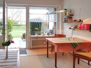 23907794-Ferienwohnung-4-Kellenhusen-300x225-3