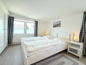 23678046-Ferienwohnung-2-Kellenhusen-300x225-3