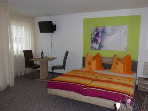 22428825-Ferienwohnung-2-Kempten-300x225-5