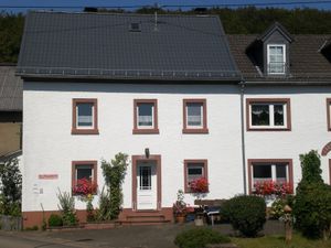 3794233-Ferienwohnung-4-Kerpen (Eifel)-300x225-0