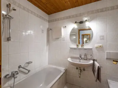 Wohnung_5_Badezimmer