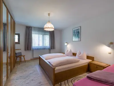Wohnung_8_Schlafzimmer