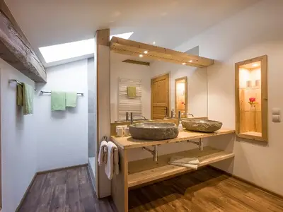 Wohnung_Bauernhaus_Badezimmer_.jpg