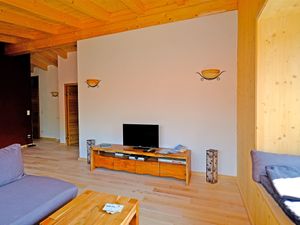 23166615-Ferienwohnung-4-Kiefersfelden-300x225-2