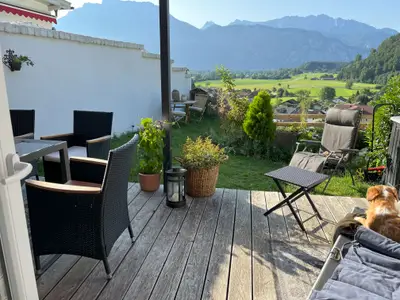 Blick von der Terrasse auf das Kaisergebirge