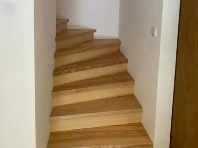 Treppe Bergblick zum 2. Stock