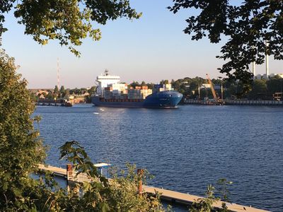 Den Nord Ostsee Kanal direkt vor der Tür