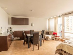 23639968-Ferienwohnung-3-Kiel-300x225-0