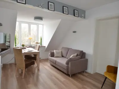 Kajüte Holtenau Kiel | DG Wohnraum