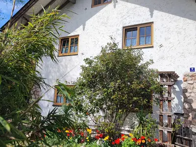 Haus Ansicht Frühling