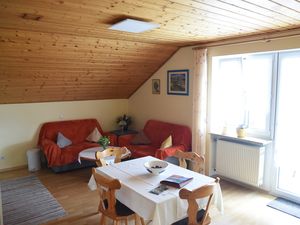 24038840-Ferienwohnung-4-Kipfenberg-300x225-5