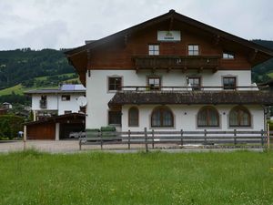 23981658-Ferienwohnung-5-Kirchberg in Tirol-300x225-0