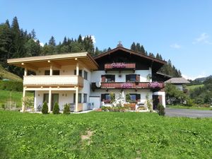 23896315-Ferienwohnung-6-Kirchberg in Tirol-300x225-2