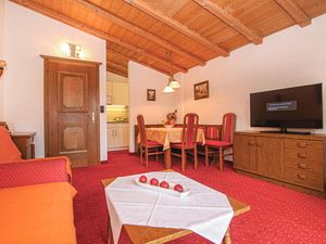 23721086-Ferienwohnung-4-Kirchberg in Tirol-300x225-3