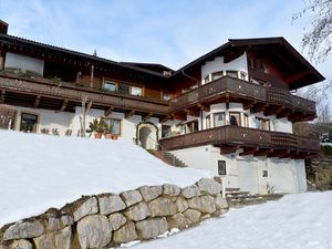 24027013-Ferienwohnung-4-Kirchberg in Tirol-300x225-4