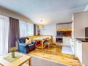 23822727-Ferienwohnung-4-Kirchberg in Tirol-300x225-4