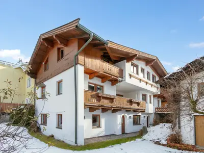 Außenseite Ferienhaus [Winter]