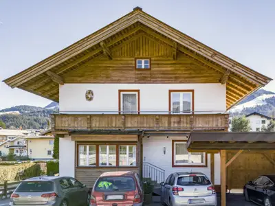 Außenseite Ferienhaus [Sommer]