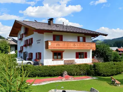 Außenseite Ferienhaus [Sommer]