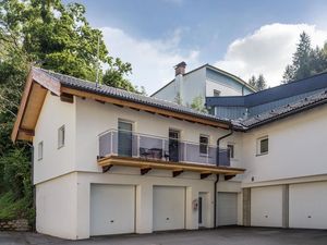 22656445-Ferienwohnung-4-Kirchbichl-300x225-1