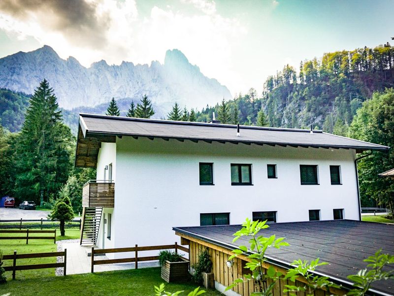 23924617-Ferienwohnung-4-Kirchdorf in Tirol-800x600-1