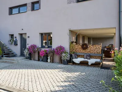 Ferienwohnung_Antonia_Gäste Parkplatz_Eingang