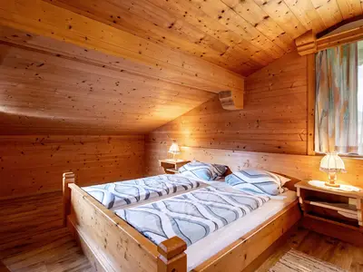 Haus Fröschl, Kirchdorf, Schlazimmer