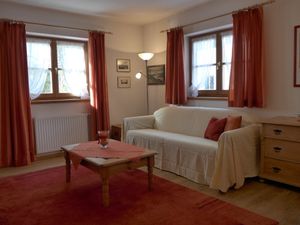 22298185-Ferienwohnung-4-Kitzbühel-300x225-4