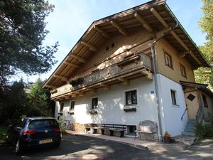 21471863-Ferienwohnung-4-Kitzbühel-300x225-5