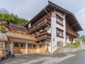 23896327-Ferienwohnung-9-Kitzbühel-300x225-3