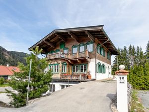 23907985-Ferienwohnung-11-Kitzbühel-300x225-1