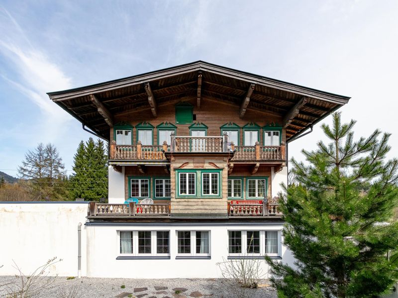 23907985-Ferienwohnung-11-Kitzbühel-800x600-1