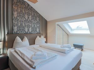 23896321-Ferienwohnung-9-Kitzbühel-300x225-5