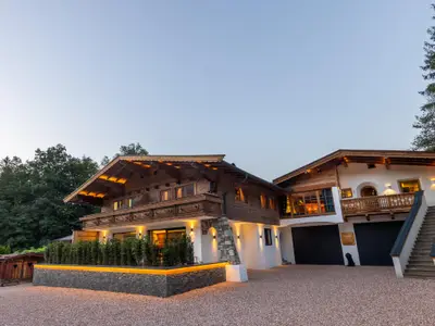 Außenseite Ferienhaus [Sommer]