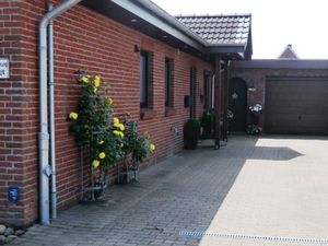 24044817-Ferienwohnung-4-Klanxbüll-300x225-2