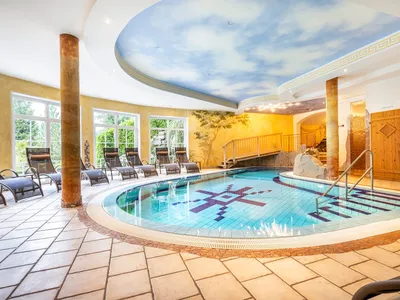 PoolOfHouse