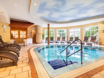 PoolOfHouse