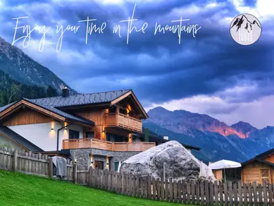 Living Mountain Lodge